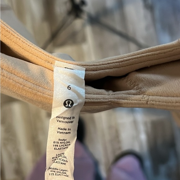Size 6 Lululemon Align bodysuit - Picture 3 of 3